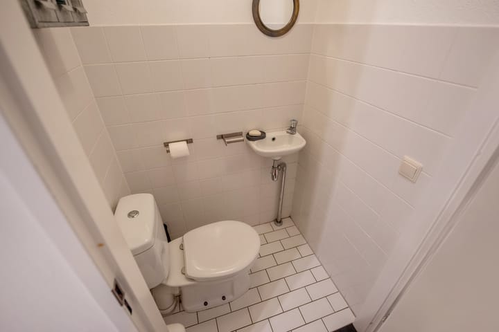 Photo 10 of Oeverwallaan 41