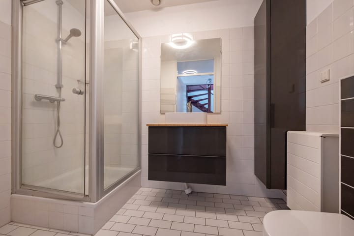 Photo 20 of Oeverwallaan 41