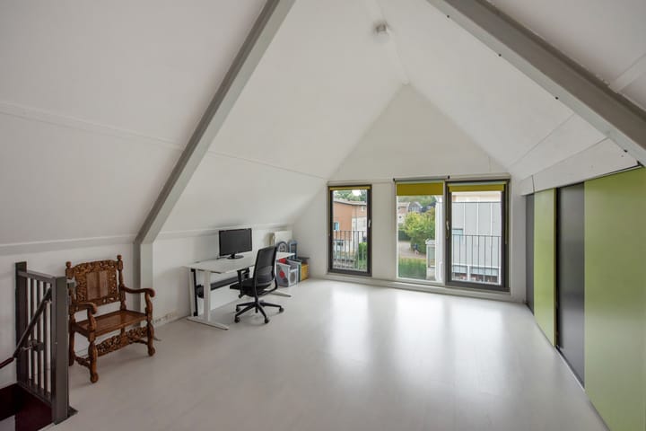 Photo 26 of Oeverwallaan 41