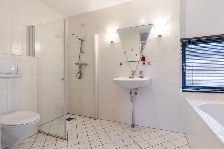 Photo 26 of Diet Kramerstraat 15