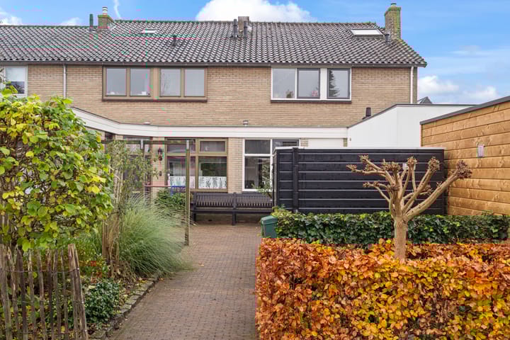 Photo 1 of Burgemeester Haefkensstraat 13