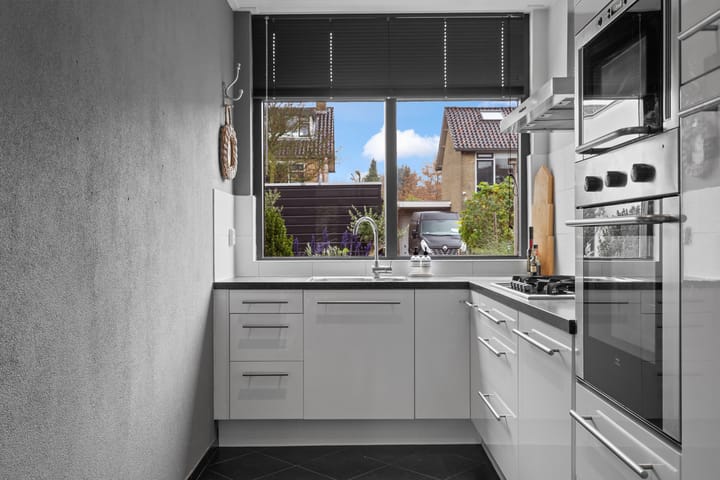 Photo 10 of Burgemeester Haefkensstraat 13