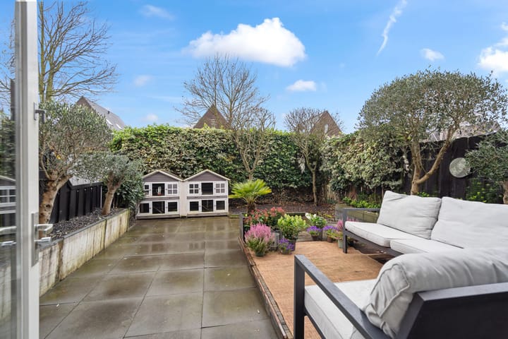 Photo 16 of Burgemeester Haefkensstraat 13