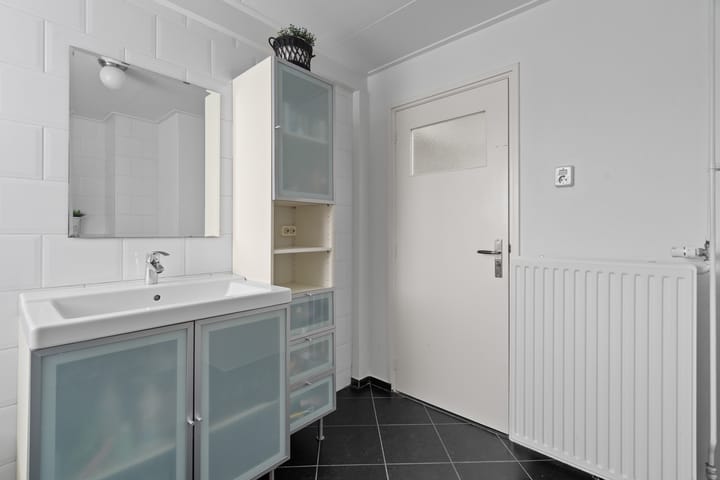 Photo 27 of Burgemeester Haefkensstraat 13