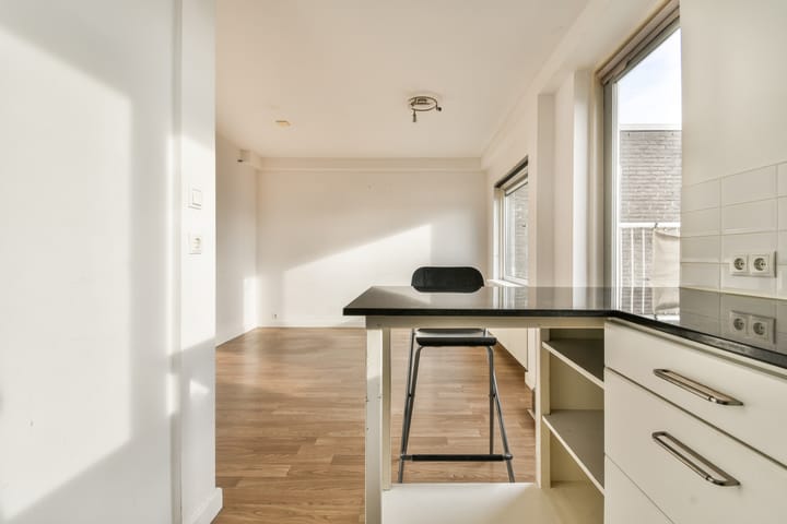 Photo 9 of Marcantilaan 147