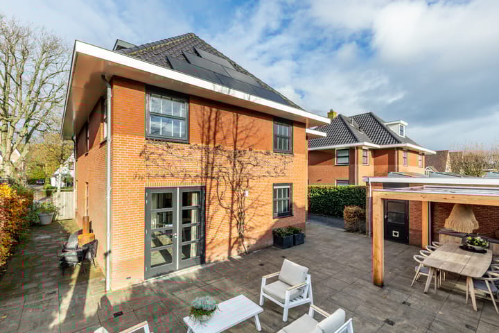 Foto 4 van Stationsweg 57