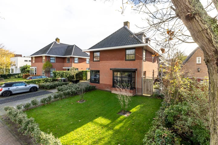 Foto 6 van Stationsweg 57