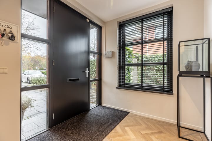 Foto 12 van Stationsweg 57