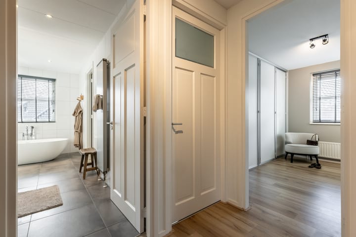 Foto 37 van Stationsweg 57