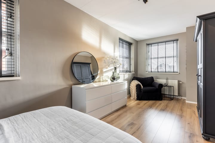 Foto 41 van Stationsweg 57