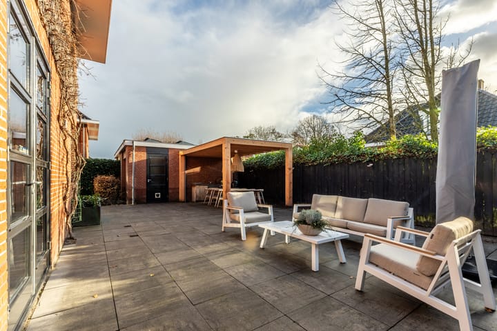 Foto 56 van Stationsweg 57