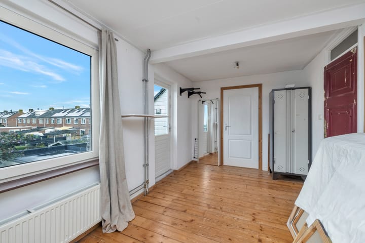 Photo 30 of Esdoornlaan 18