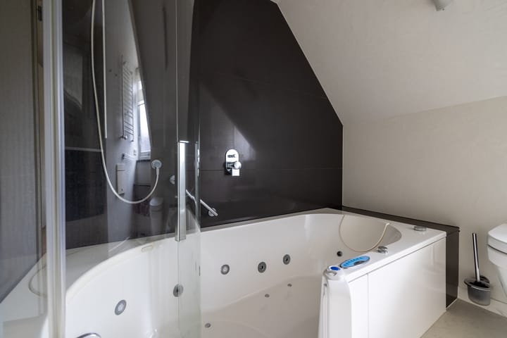 Foto 37 van Uijlenbroeklaan 13