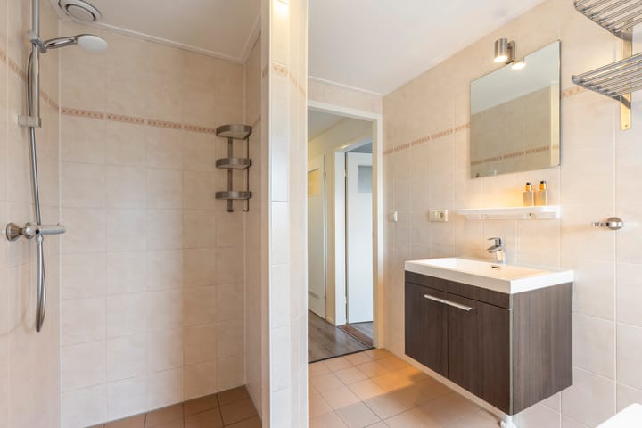 Photo 34 of Operettestraat 28