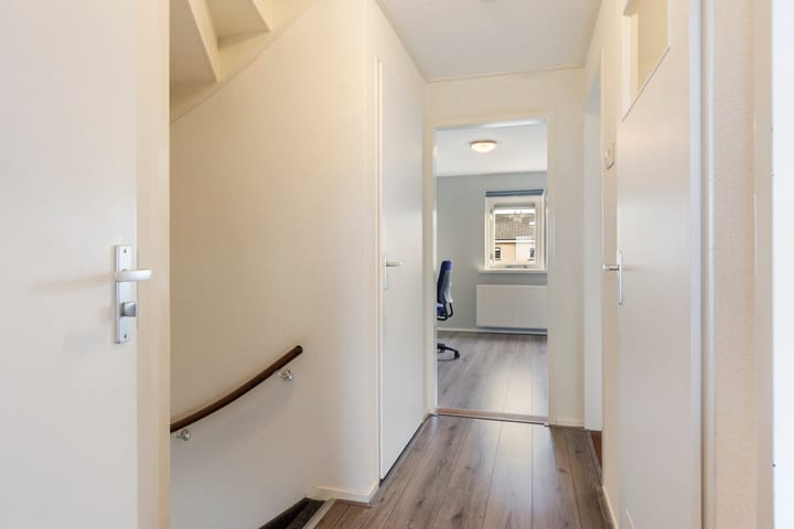 Photo 38 of Operettestraat 28