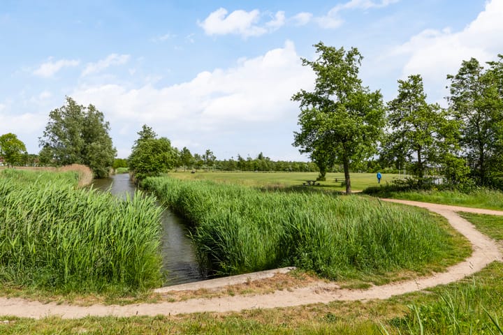 Photo 46 of Operettestraat 28