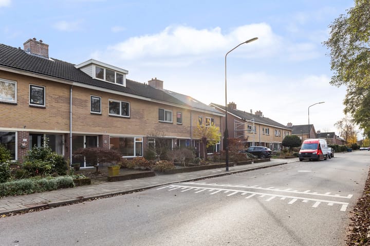 Photo 49 of Operettestraat 28