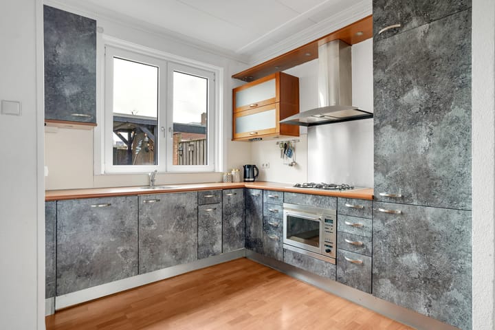 Foto 4 van Dr. Van Hoekstraat 77