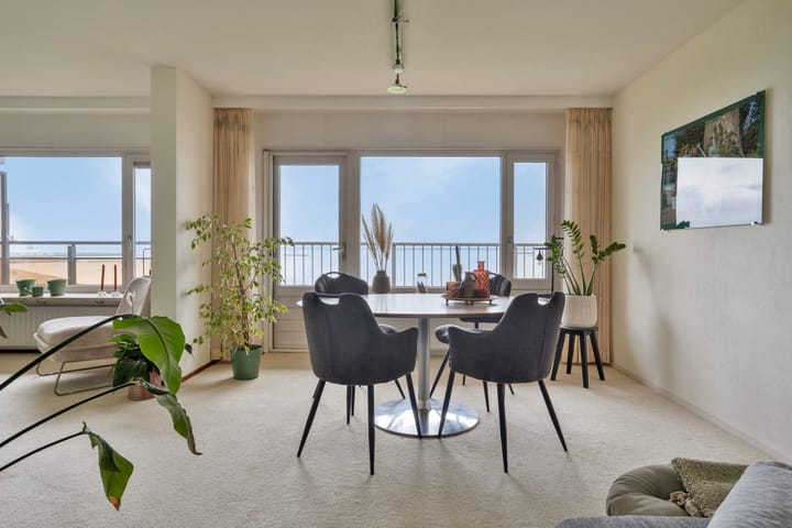 Photo 11 of Churchilllaan 456