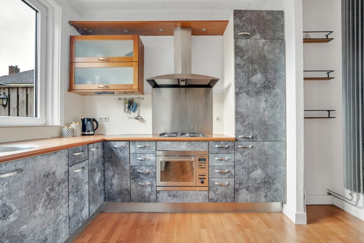 Foto 15 van Dr. Van Hoekstraat 77