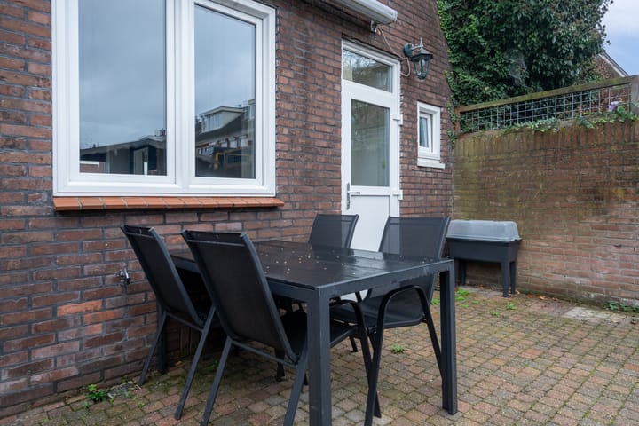 Foto 40 van Dr. Van Hoekstraat 77