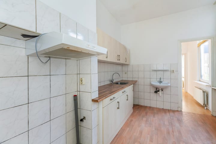 Foto 10 van Van de Veldestraat 68