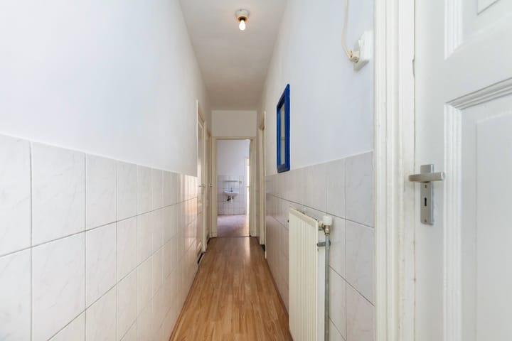 Foto 25 van Van de Veldestraat 68