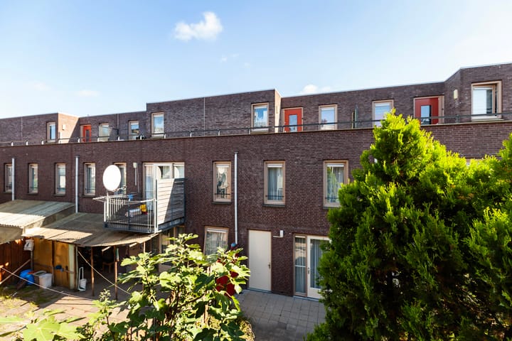 Foto 27 van Van de Veldestraat 68