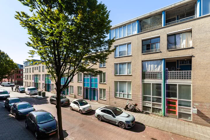 Foto 29 van Van de Veldestraat 68