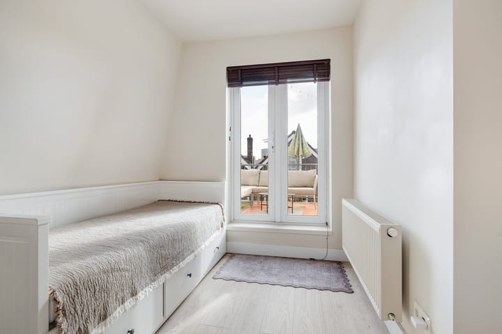 Foto 30 van Ooievaarstraat 72-B