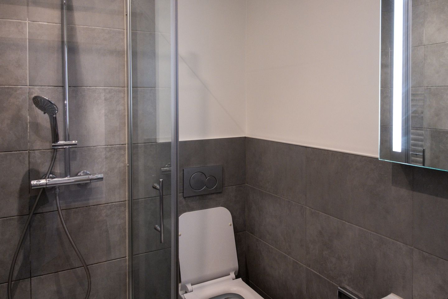 Foto 19 van Jacob van der Doesstraat 103-B