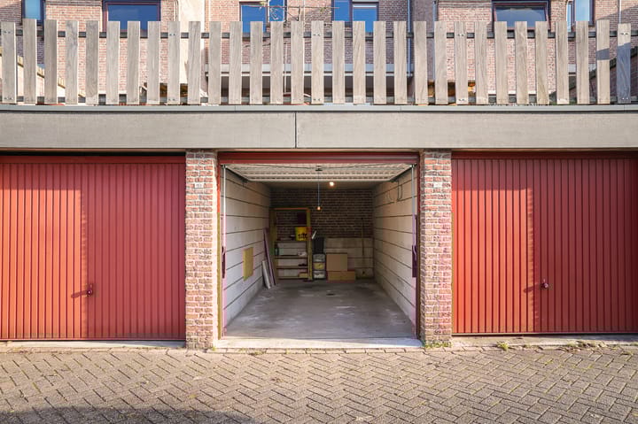 Foto 31 van Albert van Dalsumlaan 151