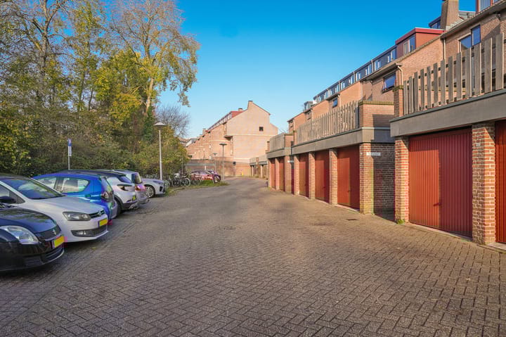 Foto 36 van Albert van Dalsumlaan 151