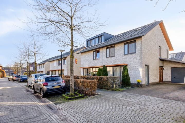 Photo 26 of Abraham Teerlinkstraat 11