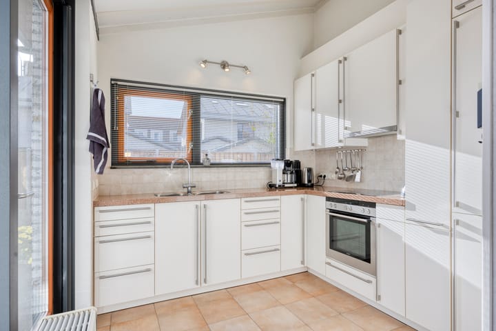 Photo 8 of Abraham Teerlinkstraat 11