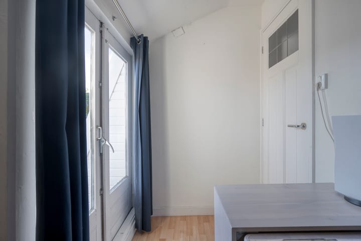 Photo 38 of Westerweg 83