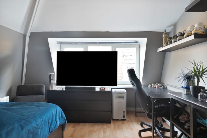 Photo 40 of Westerweg 83