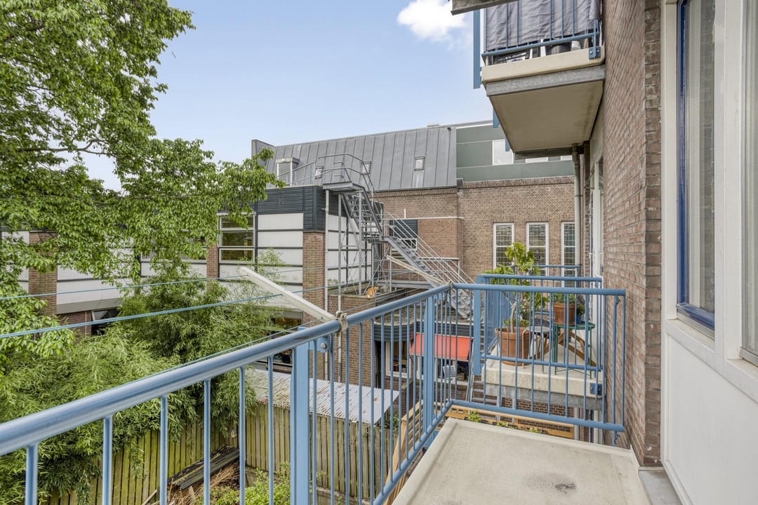 Photo 17 of Essenburgstraat 38-A