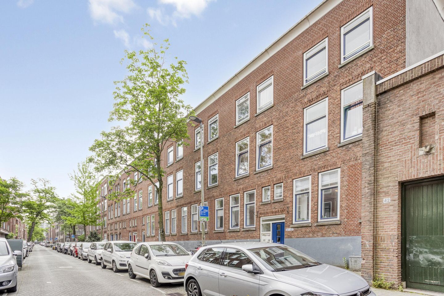 Photo 20 of Essenburgstraat 38-A