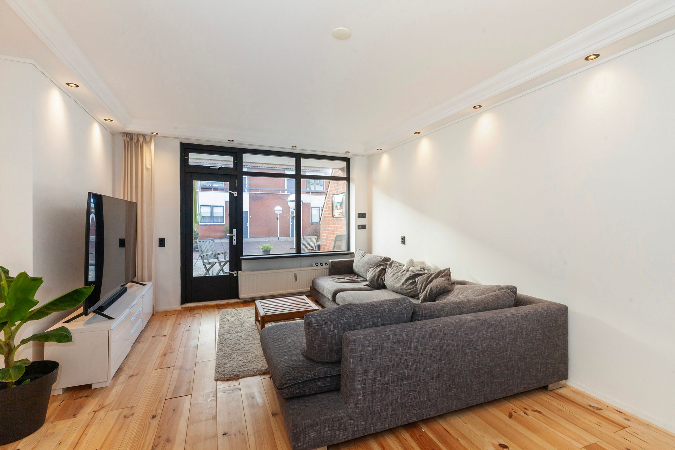 Foto 9 van Oosthavenplaats 32