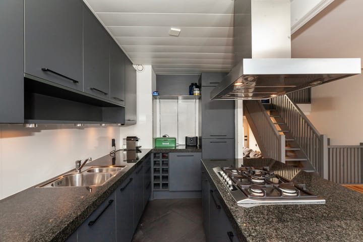 Photo 18 of Oosthavenplaats 32