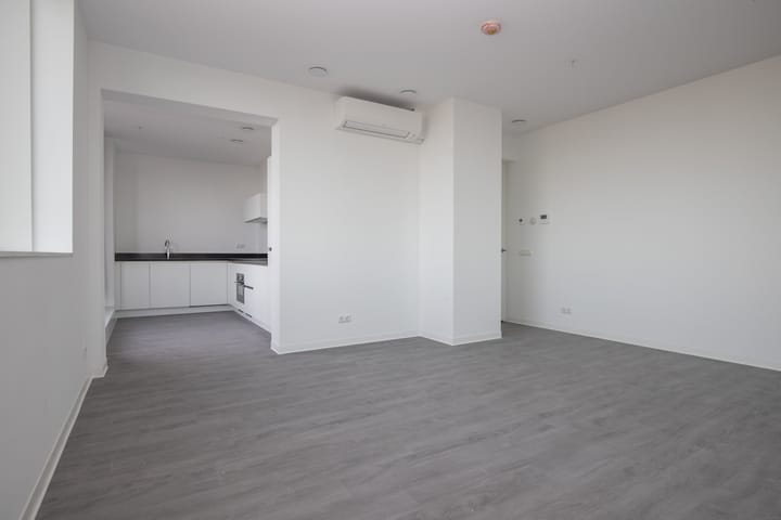 Foto 5 van Machinekamerplein 32-327