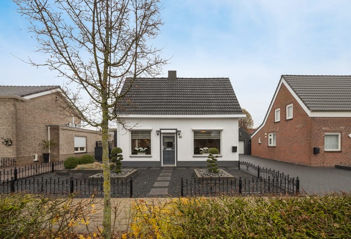 Photo 5 of Poppestraat 80