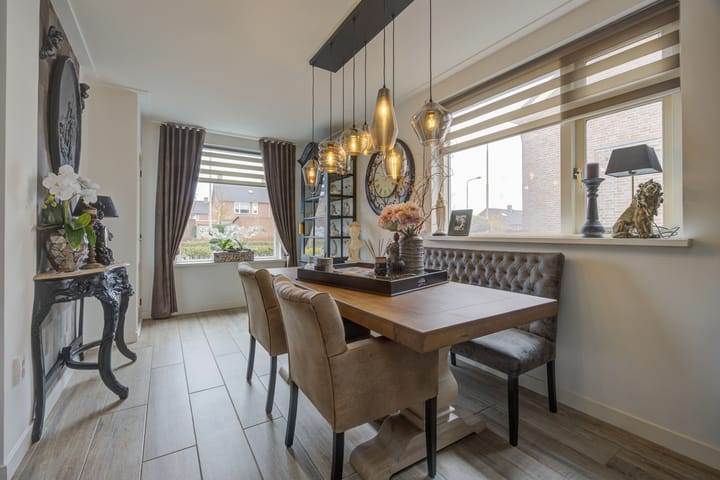 Photo 10 of Poppestraat 80