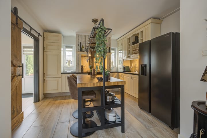 Photo 12 of Poppestraat 80