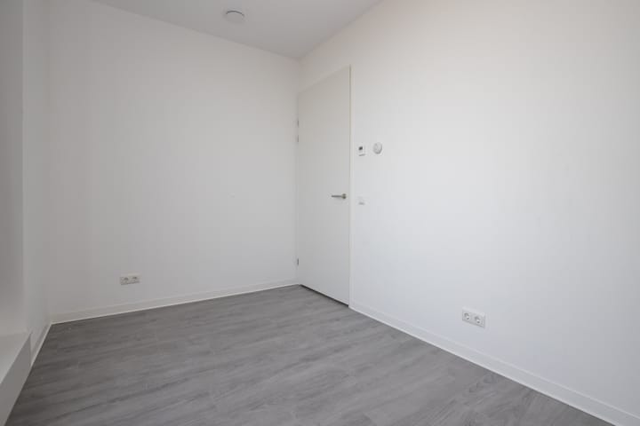 Photo 14 of Machinekamerplein 32-327