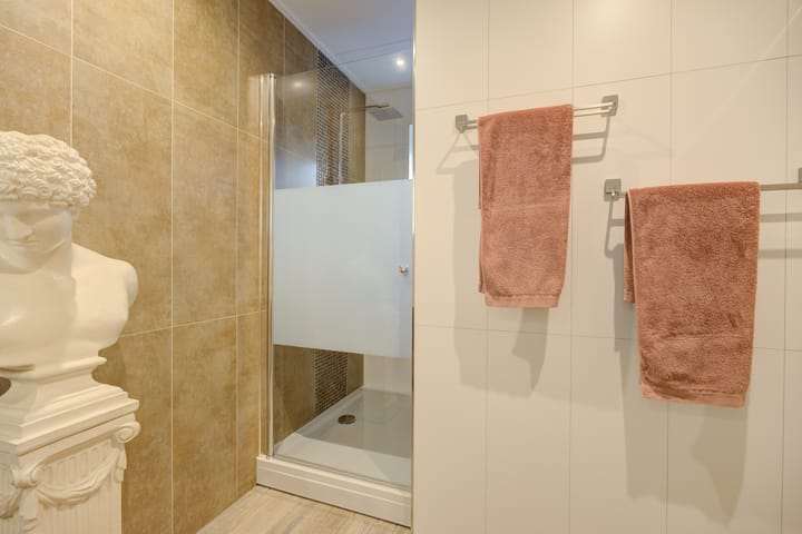 Photo 20 of Poppestraat 80