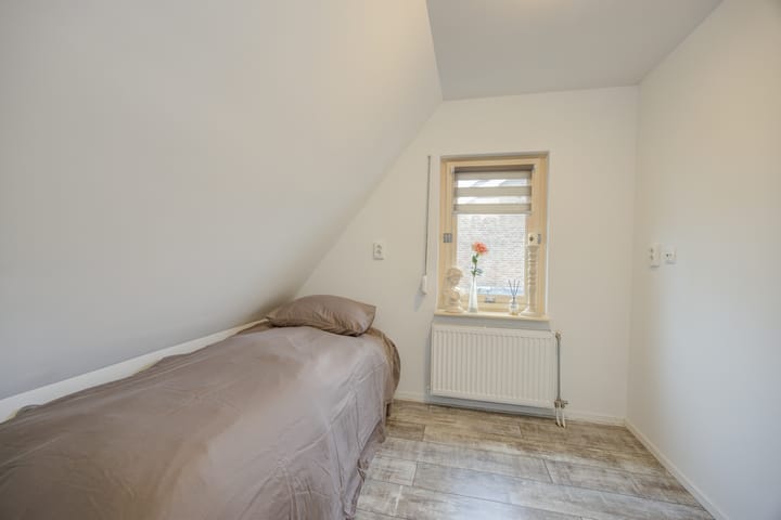 Photo 28 of Poppestraat 80