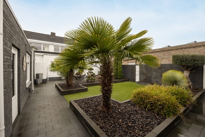 Photo 34 of Poppestraat 80