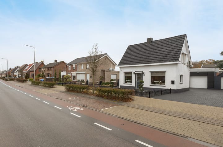 Photo 37 of Poppestraat 80